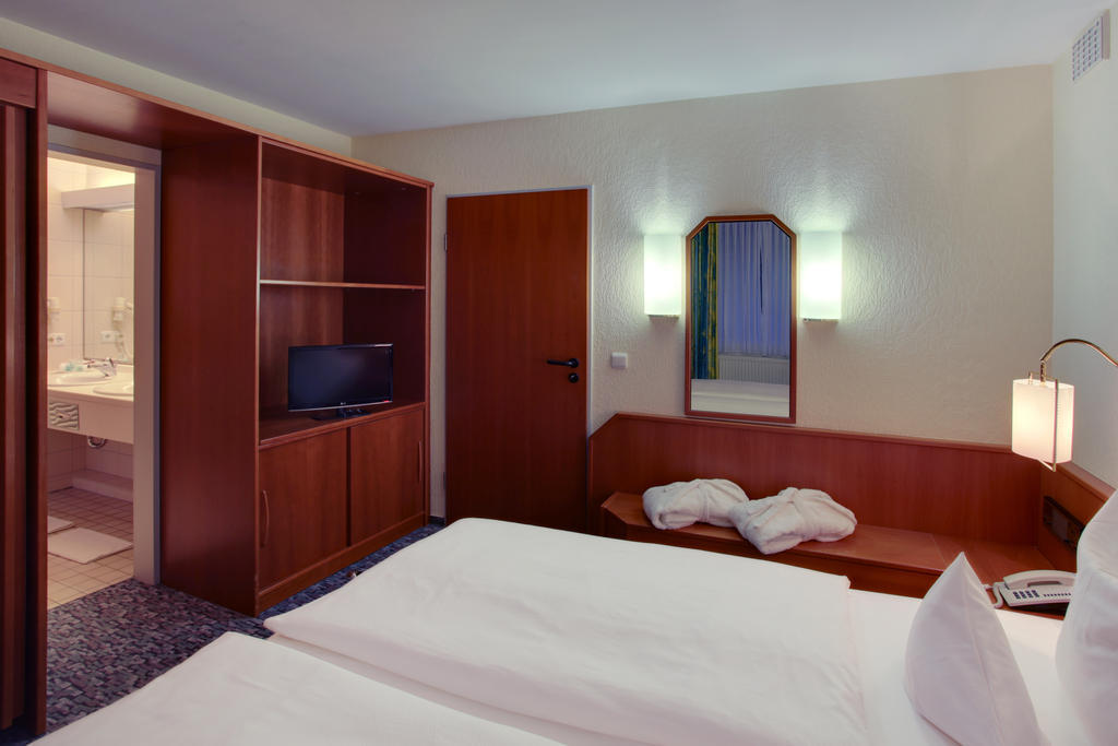 Balladins Superior Hotel Gutsmann Bad Bramstedt Værelse billede